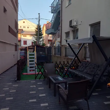 בית הארחה Brio אפורי נורד